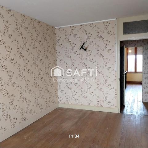 Maison de 180m2 située sur un terrain de 7185m2