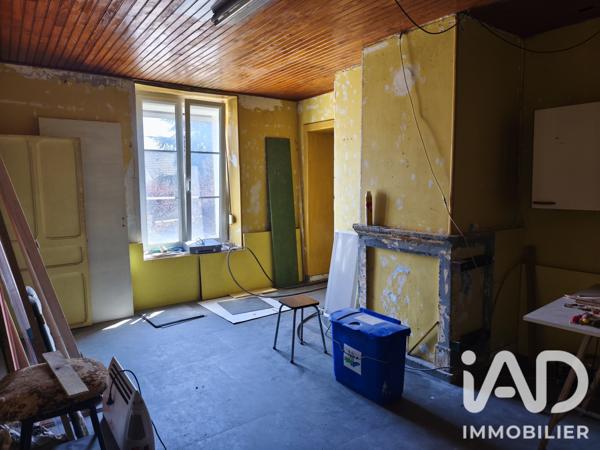 Maison à vendre 4 pièces 90 m² Monthureux-sur-Saône