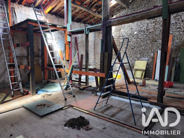 Maison à vendre 4 pièces 90 m² Monthureux-sur-Saône