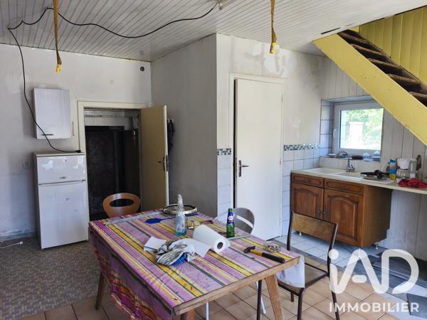 Maison à vendre 4 pièces 90 m² Monthureux-sur-Saône