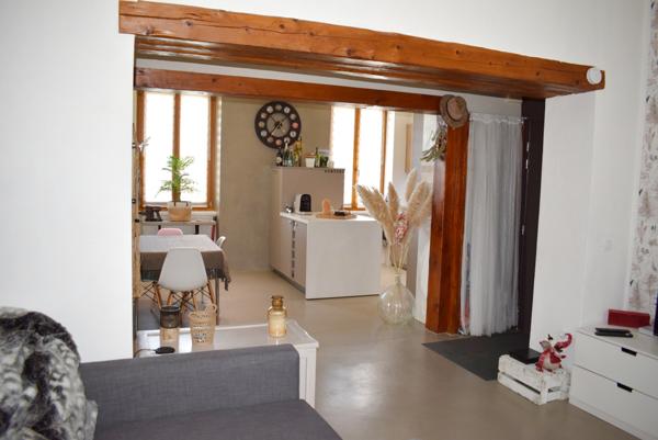 Longevilles-Mont-d'Or (25370) LONGEVILLES MONT D'OR APPARTEMENT T3 de 61,50 m²