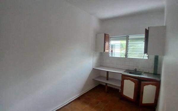 Maison à vendre    6 pièces •  Morne-à-l'Eau