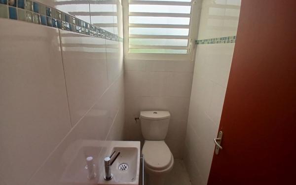 Maison à vendre    6 pièces •  Morne-à-l'Eau