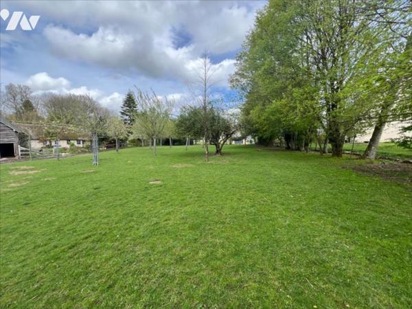 TERRAIN A BATIR 1061m²