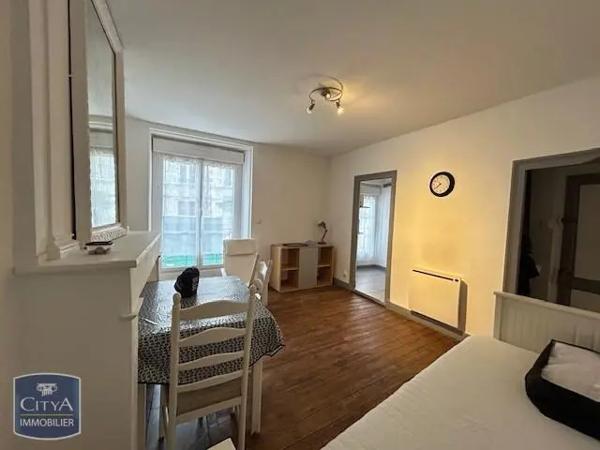 Appartement à louer 1 pièce 34m²