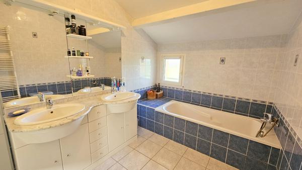 PROPRIÉTÉ D'EXCEPTION AVEC VUE IMPRENABLE