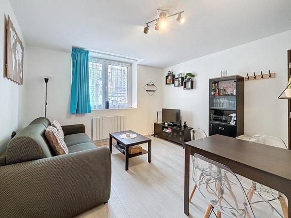 STUDIO À VENDRE JOUY AU ARCHES