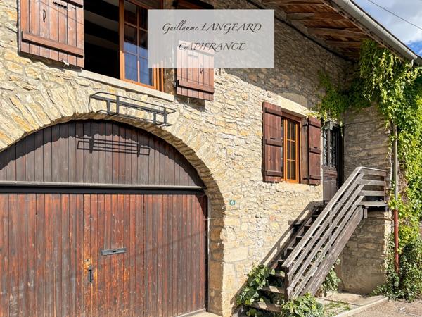 Au coeur de Thoirette (39240) - Maison de caractère en pierres – 4 chambres – Terrasses aménagées