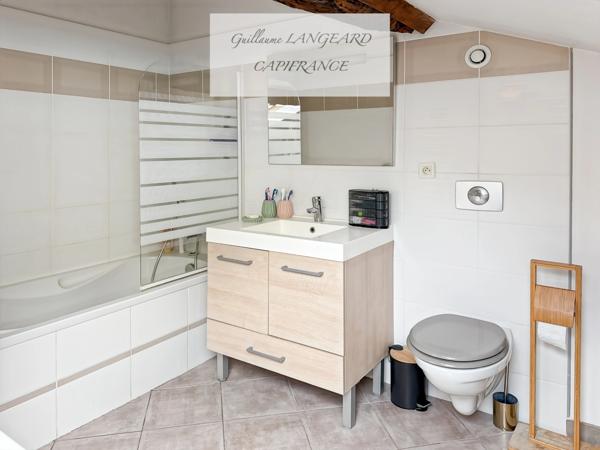Au coeur de Thoirette (39240) - Maison de caractère en pierres – 4 chambres – Terrasses aménagées