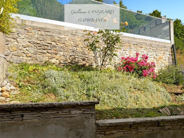 Au coeur de Thoirette (39240) - Maison de caractère en pierres – 4 chambres – Terrasses aménagées