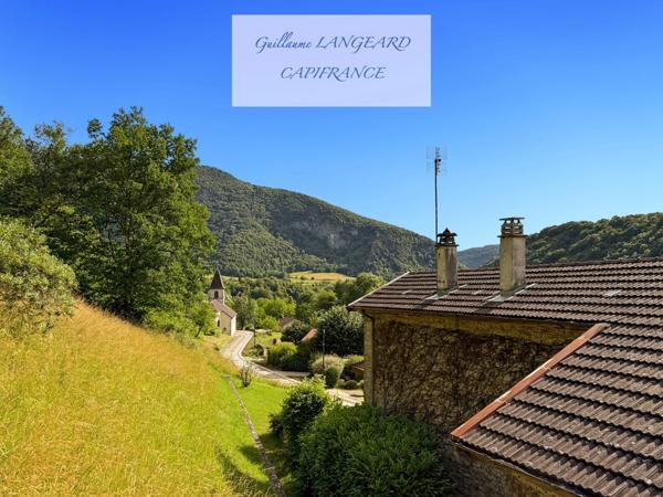 Au coeur de Thoirette (39240) - Maison de caractère en pierres – 4 chambres – Terrasses aménagées