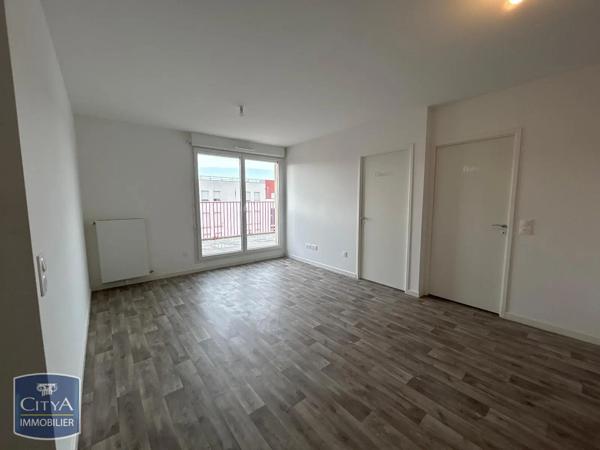 Appartement à louer 3 pièces 51.33m² Corbeil-Essonnes (91100)