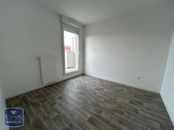 Appartement à louer 3 pièces 51.33m² Corbeil-Essonnes (91100)