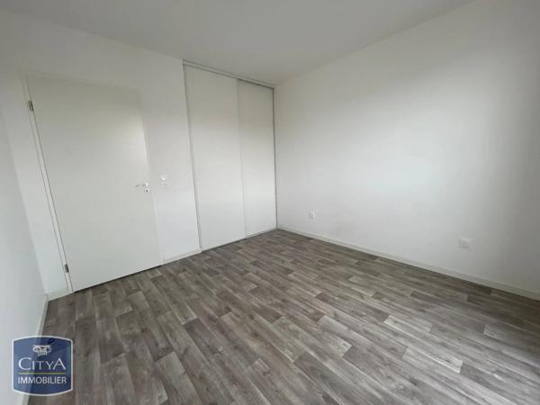 Appartement à louer 3 pièces 51.33m² Corbeil-Essonnes (91100)