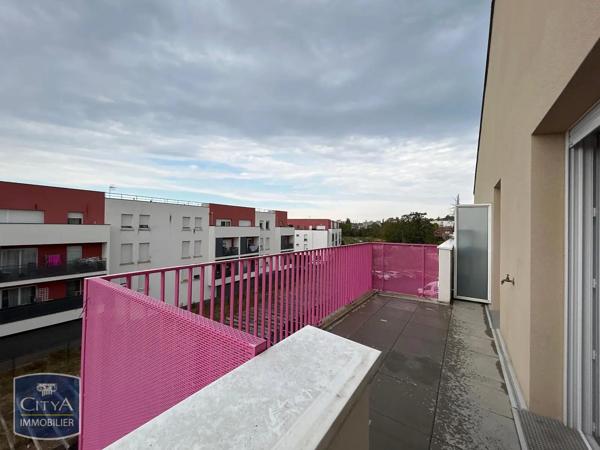 Appartement à louer 3 pièces 51.33m² Corbeil-Essonnes (91100)