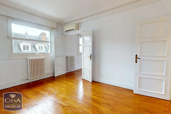 Appartement à vendre 4 pièces 91m² Orléans (45000)