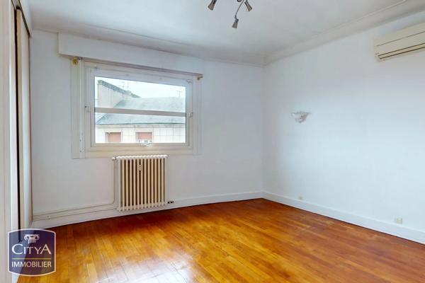 Appartement à vendre 4 pièces 91m² Orléans (45000)
