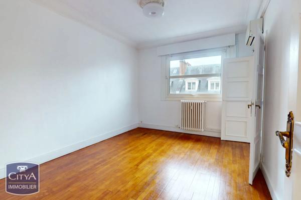 Appartement à vendre 4 pièces 91m² Orléans (45000)