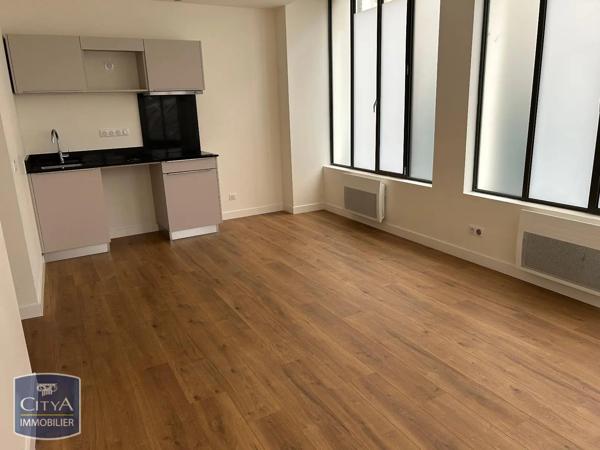 Appartement à louer 2 pièces 40.3m² Troyes (10000)