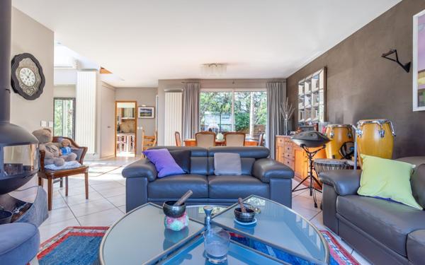 Maison à vendre    7 pièces • 200 m2 Saint-Maur-des-Fossés