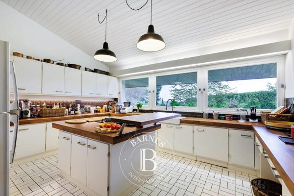 Urrugne, Maison  285 m² à vendre