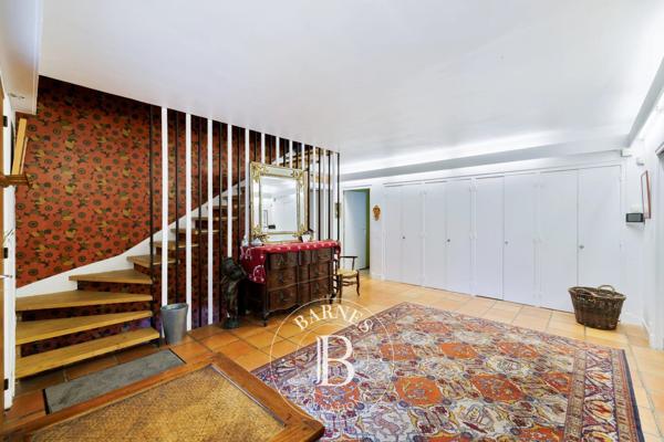 Urrugne, Maison  285 m² à vendre