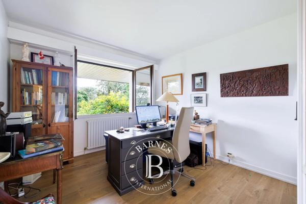Urrugne, Maison  285 m² à vendre