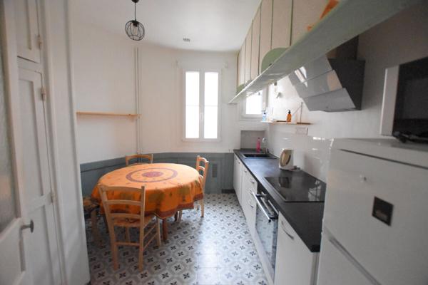 Appartement Courbevoie meublé - 2 pièces - 50.93 m2