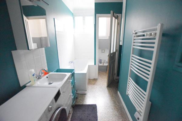 Appartement Courbevoie meublé - 2 pièces - 50.93 m2