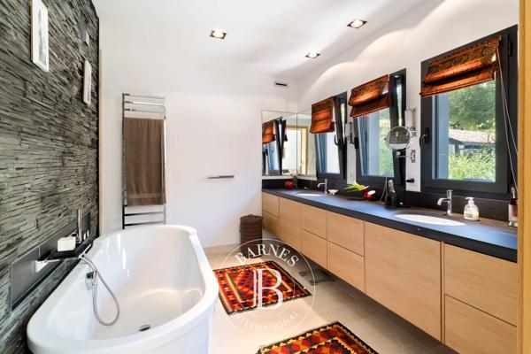Arcangues, Maison 5 Chambres -  365 m² à vendre