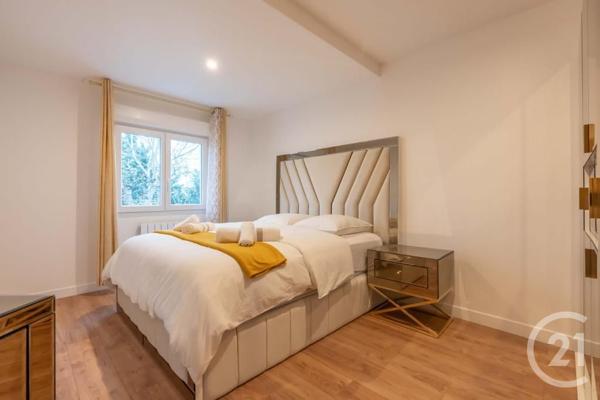 Maison à vendre  5 pièces - 91,44 m2 FONTENAY SOUS BOIS - 94