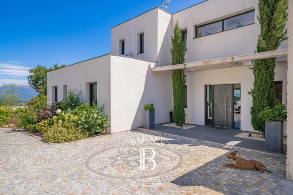 Mandelieu-la-Napoule, Villa 4 Chambres -  221 m² à vendre