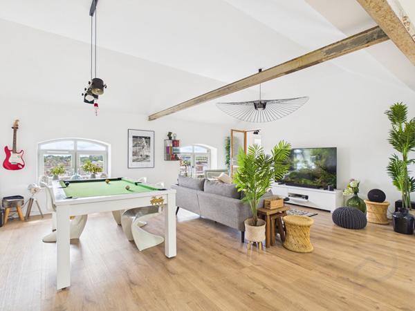 Appartement 4 pièces 131.2 m2