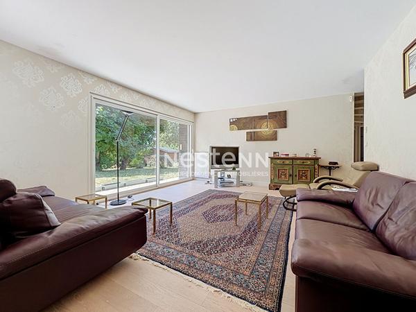 Maison à vendre sur la commune de L'Isle Adam - 7 pièces, 4 chambres