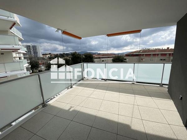 Location Appartement 3 pièces 61.17 m² - RUE NICOLAS APPERT Marseille 13013
