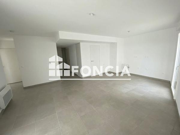 Location Appartement 3 pièces 61.17 m² - RUE NICOLAS APPERT Marseille 13013