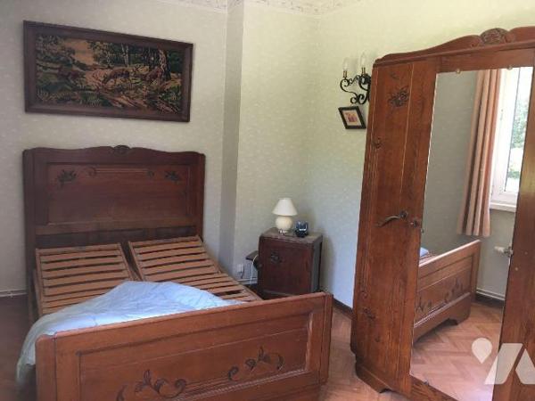 A Saisir en Priorité chez votre Notaire, BERGUES INTRA-MUROS, maison d'habitation avec quelques...