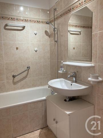 Appartement à vendre  3 pièces - 59,58 m2 AVON - 77