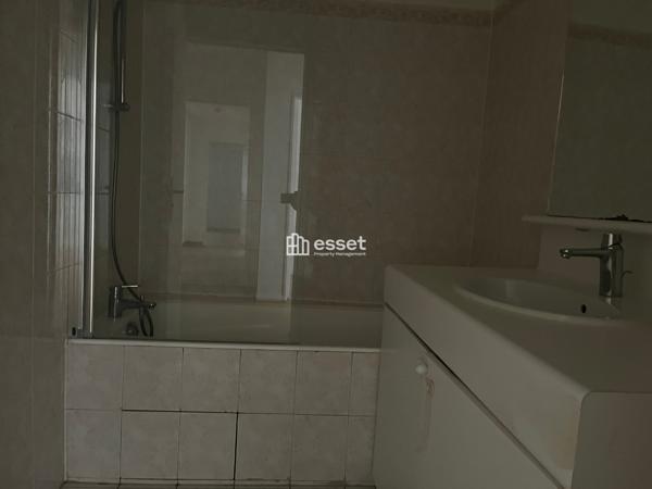 Location Appartement 3 pièces 71 m² - Paris 75015