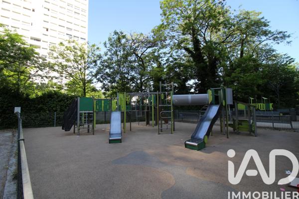 Appartement à vendre 5 pièces 95 m² Colombes