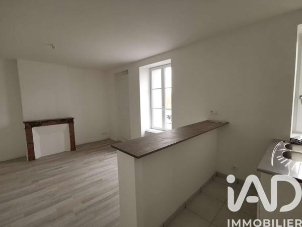Location appartement 2 pièces 39 m² Saumur