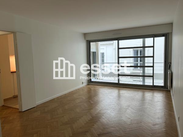 Location Appartement 3 pièces 70 m² - Paris 75007