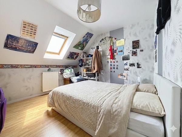 Maison
         6 pièces
        - 153 m² 680 000 € *