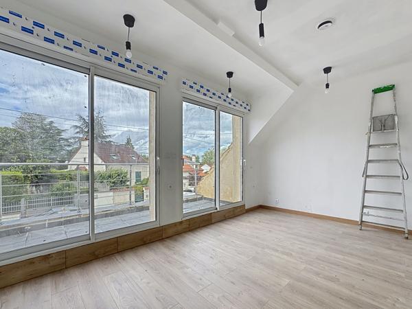 Maison
         6 pièces
        - 153 m² 680 000 € *