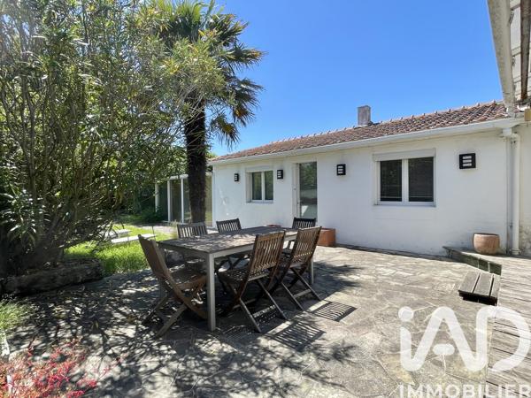 Maison à vendre 5 pièces 116 m² Saint-Gilles-Croix-de-Vie