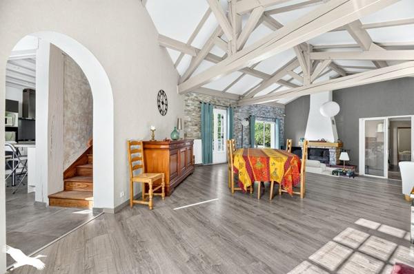 Maison 429 600 € Boulazac 6 p 222 m² DPE C