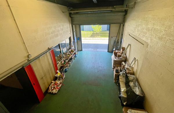 Achat local commercial Boissy-Saint-Léger - 6 pièce(s) - 636 m² - 731 500 €