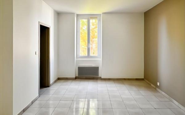 Appartement à louer    1 pièce • 42,46 m2 Caussade