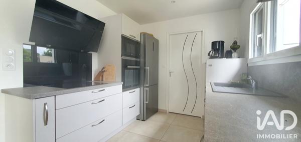 Maison à vendre 6 pièces 118 m² Ambon