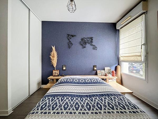 A vendre - Appartement T3 de 67 m² avec place de parking et terrasse dans résidence récente avec ascenseur "Angers Place Ney"